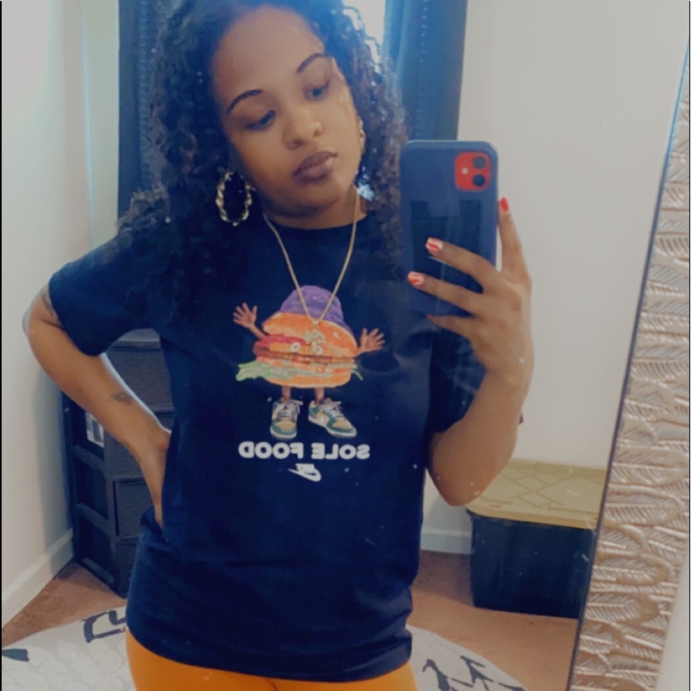 Meet your Posher, Sydni